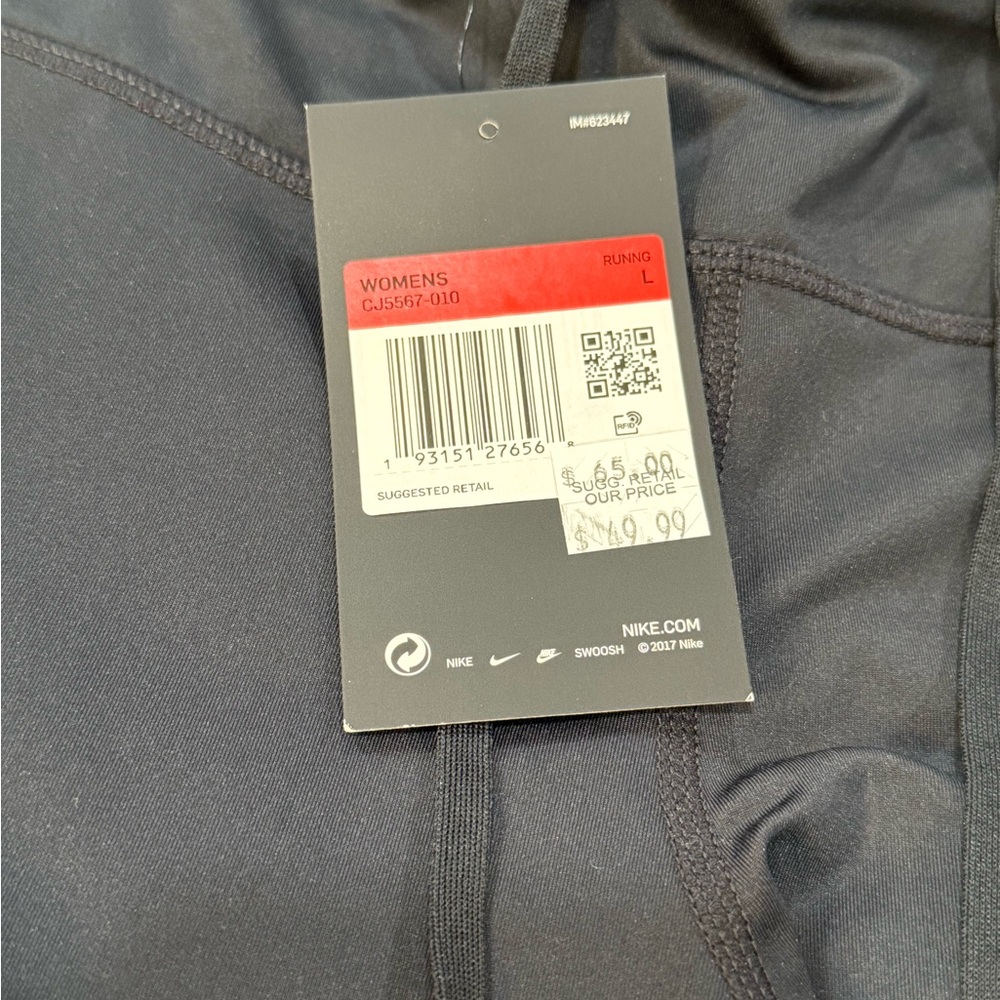 Nike Black Leggings - Picture 2 of 9
